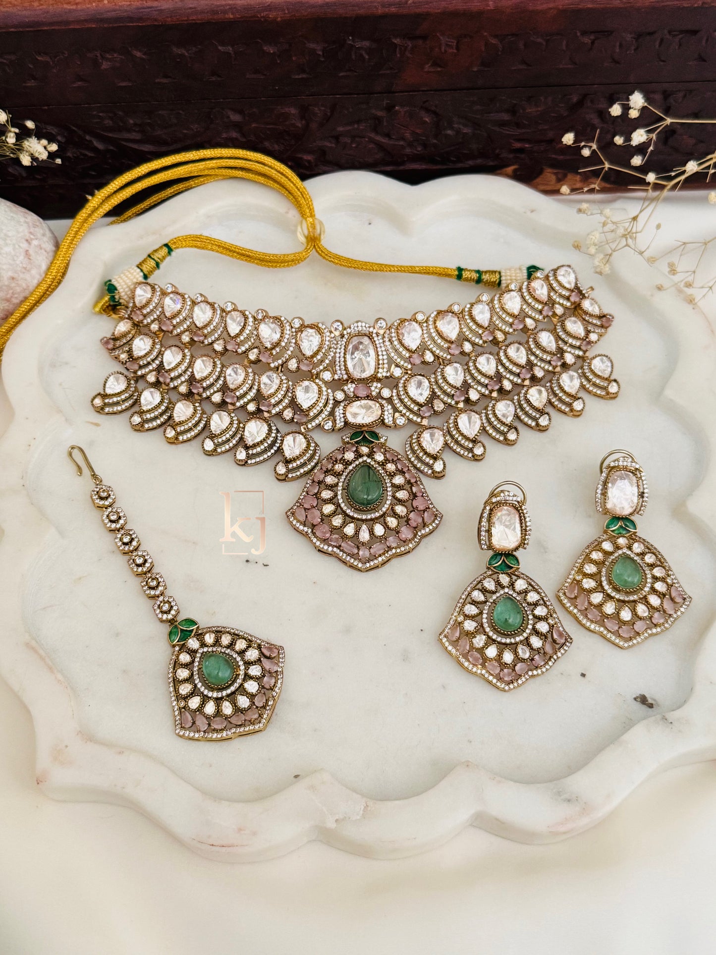 Elsepeth choker set