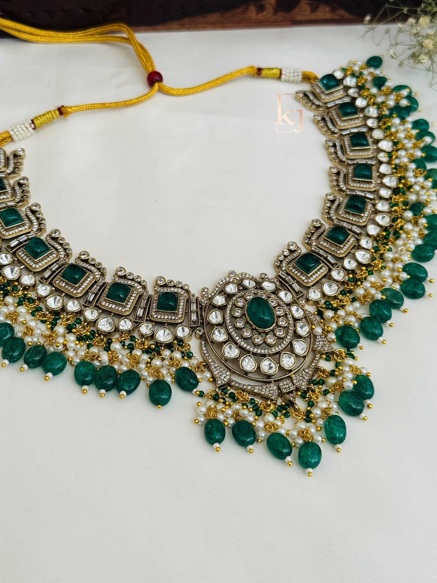 Drisana necklace set