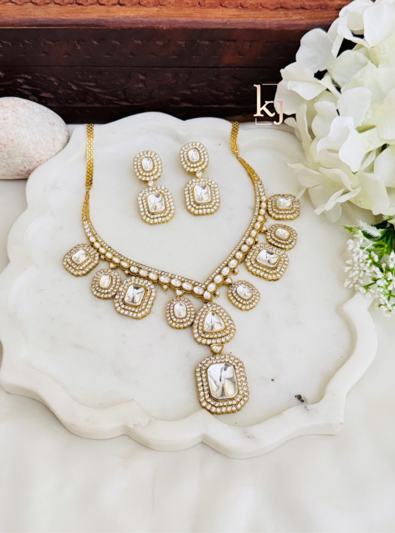 Jiana Necklace set