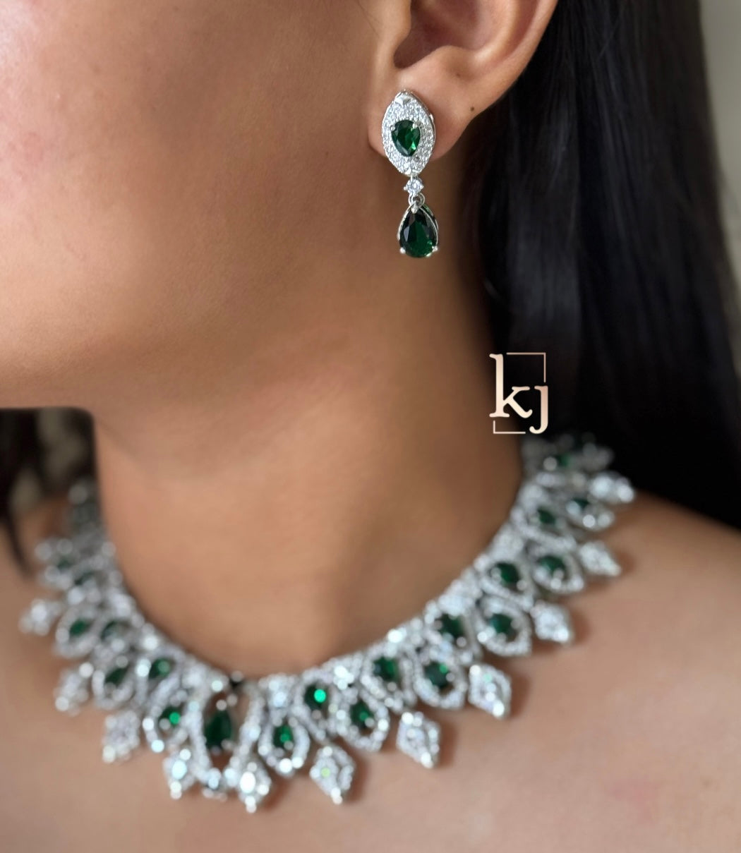 Zorya necklace set