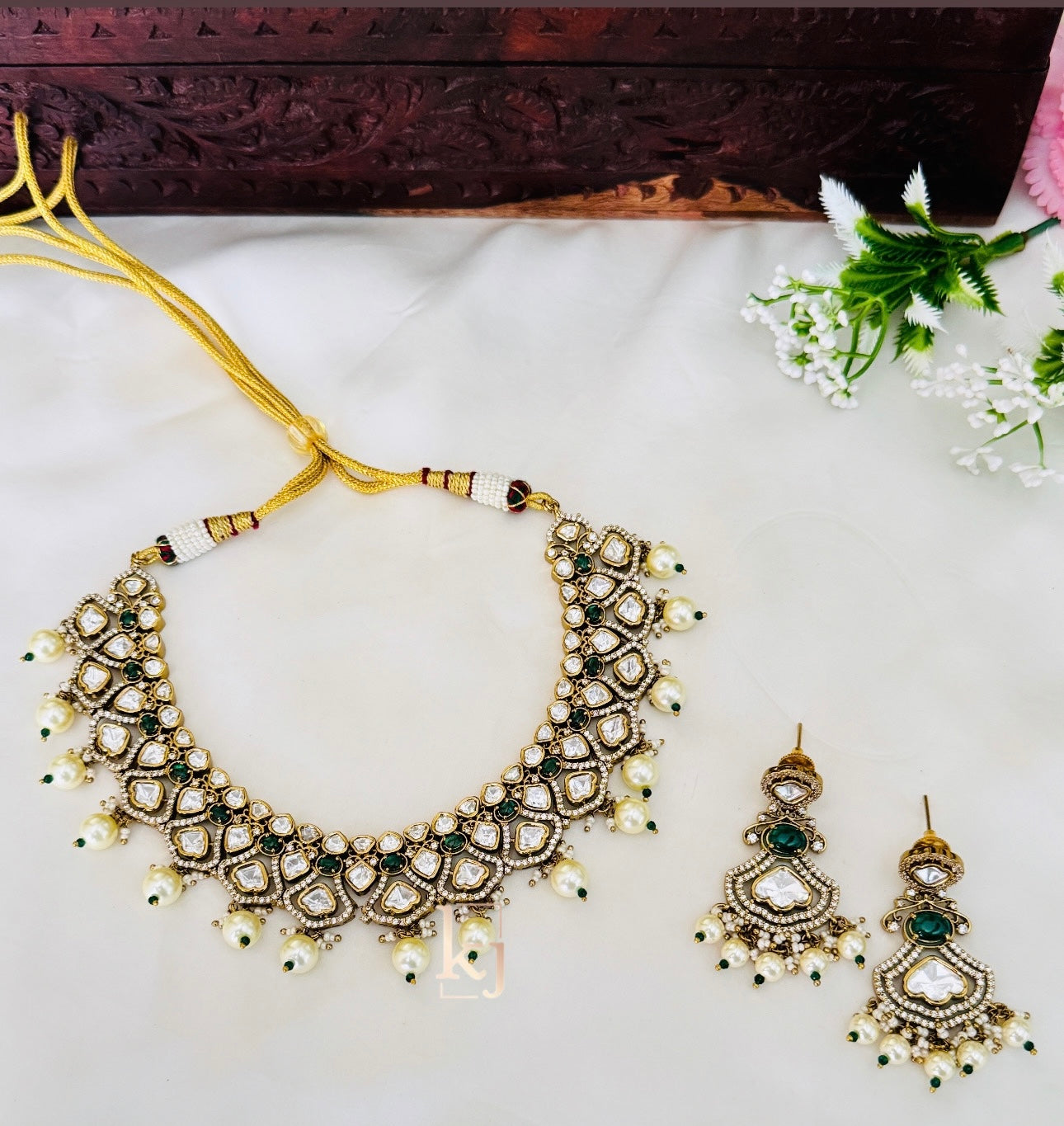 Araya Necklace set