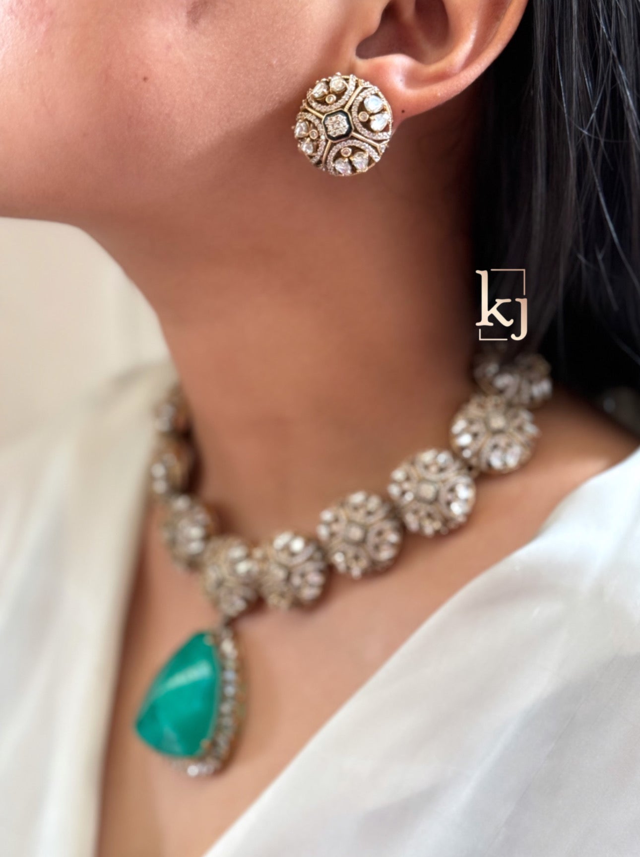 Twila necklace set