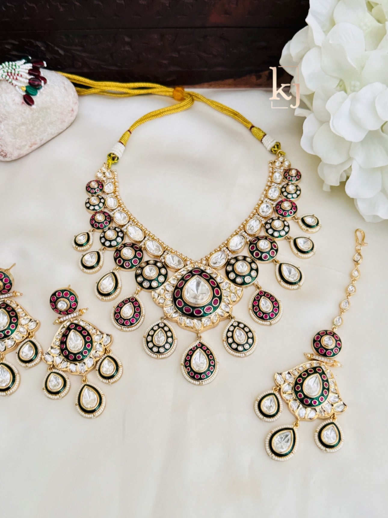 Kalmia Necklace set