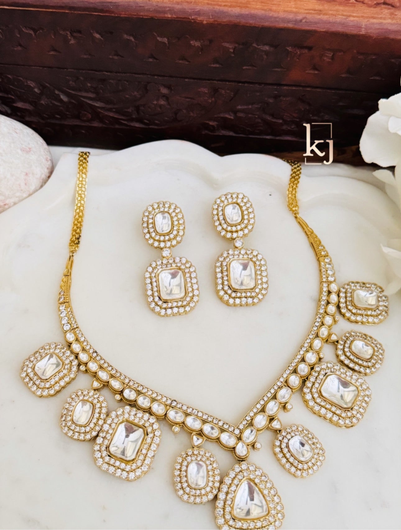 Jiana Necklace set