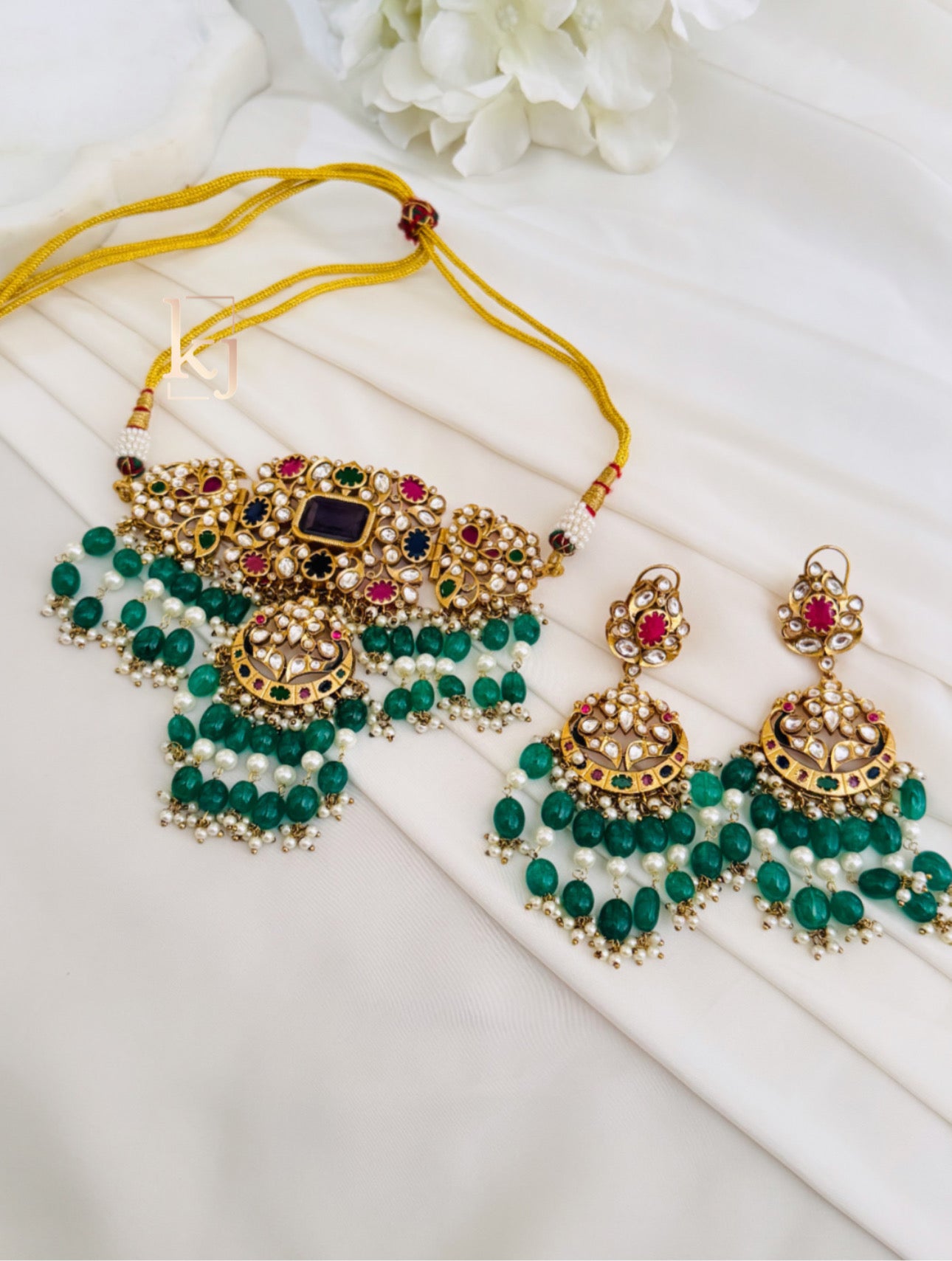 Kyra choker set