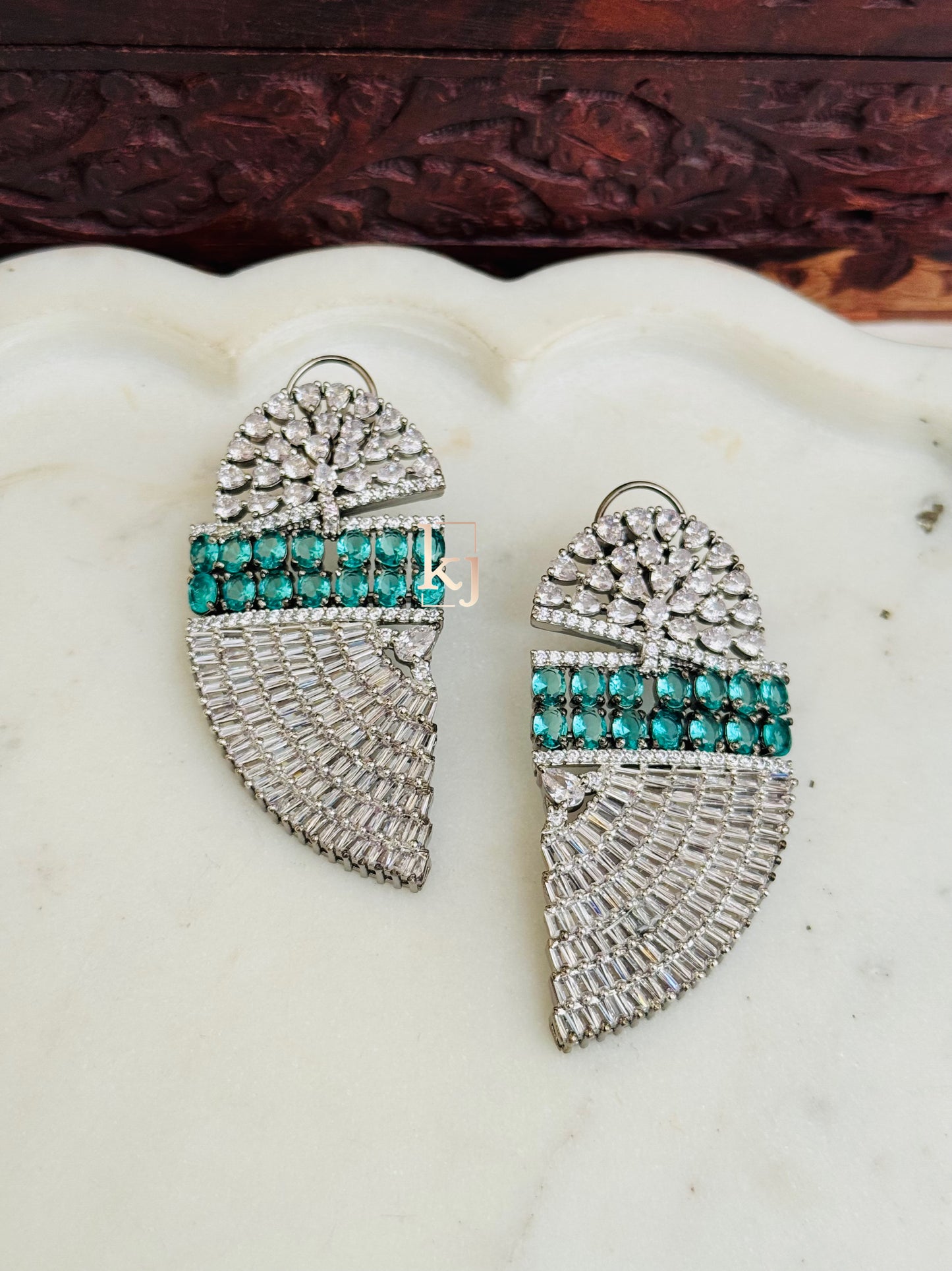 Niara earrings set