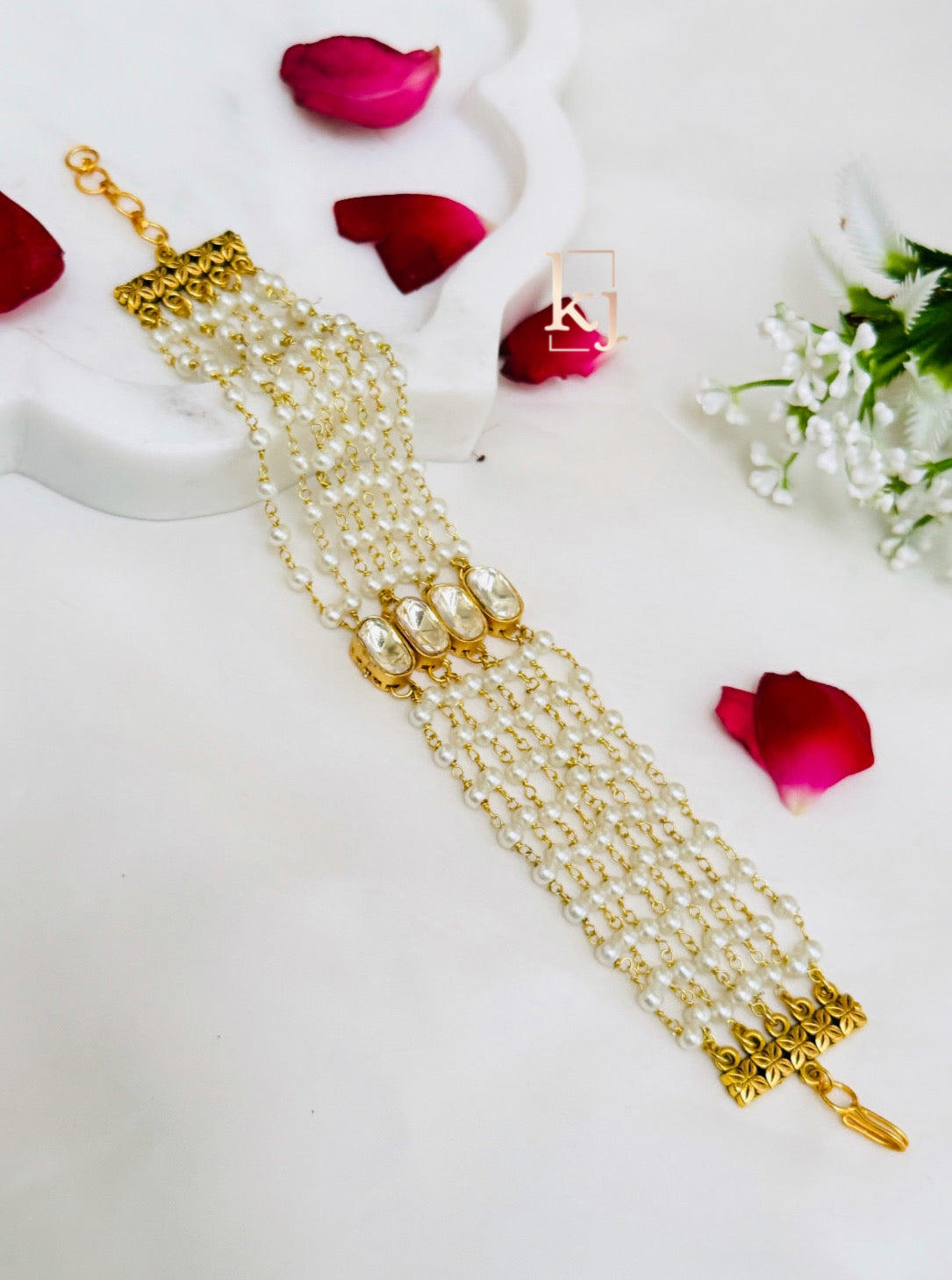 Neer bracelet