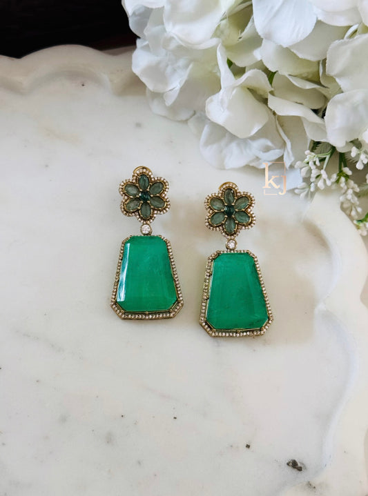 Eloise Earrings set