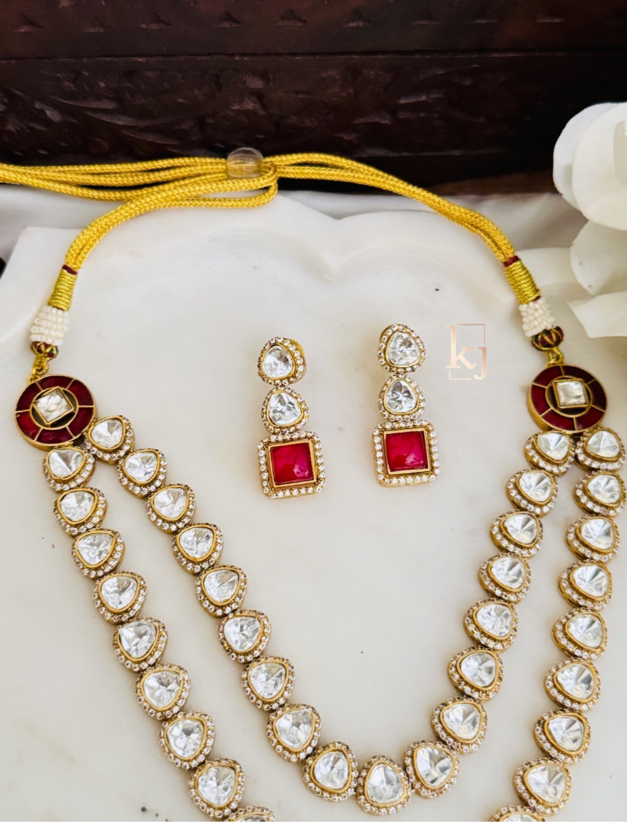 Velentin Necklace set