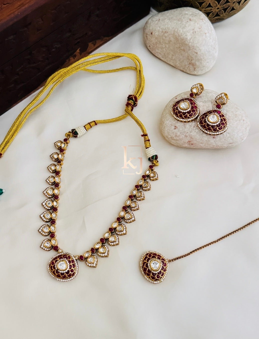 Abrielle necklace set
