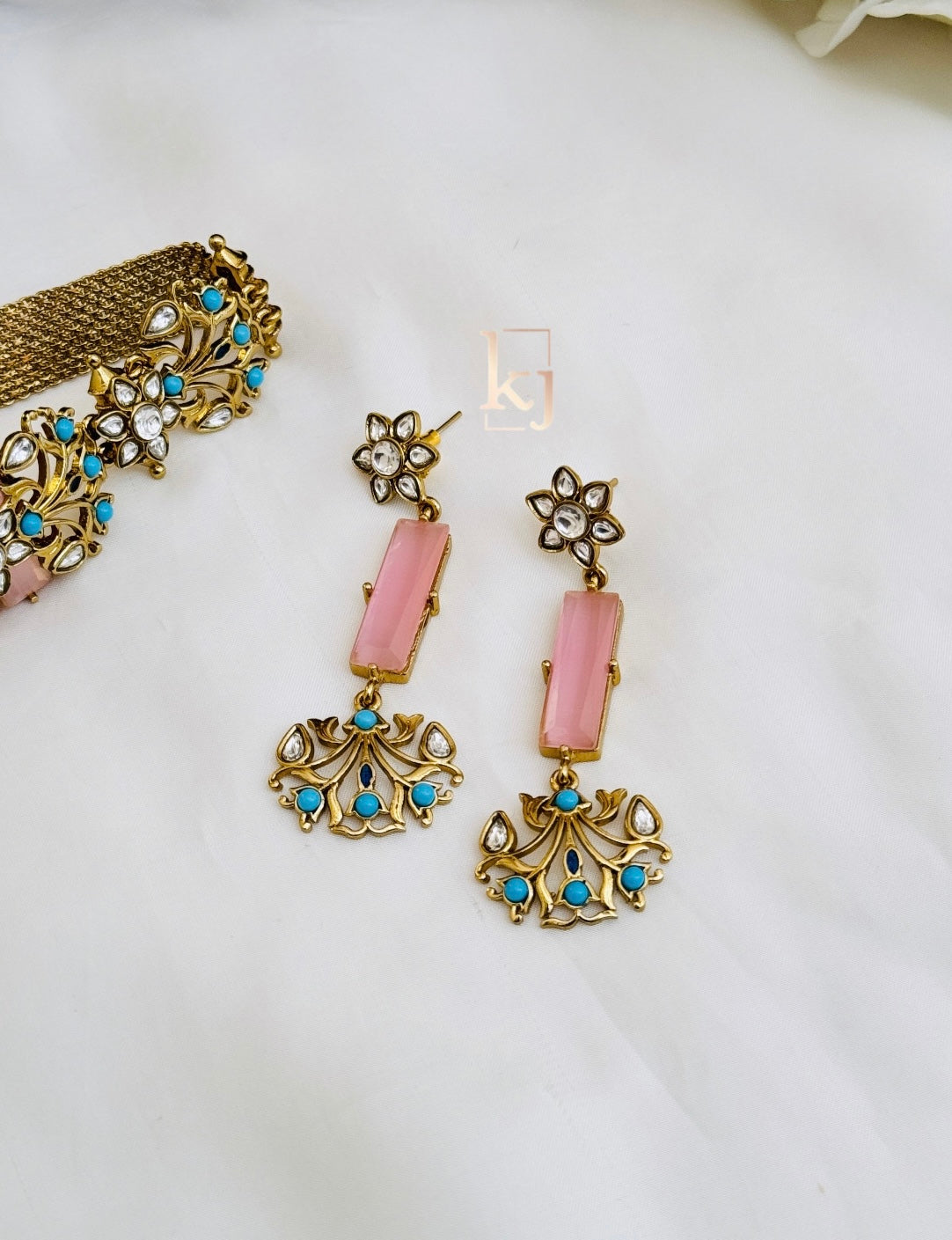 Adaa choker set