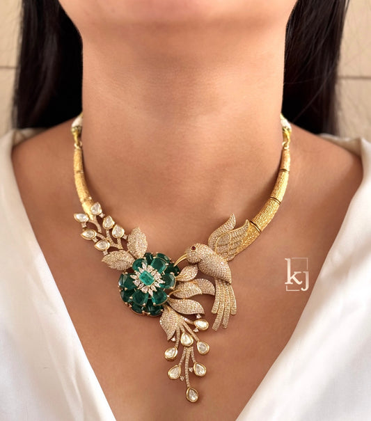 Shriyv necklace set