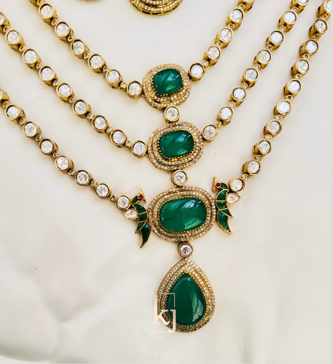 Naina 3 layer necklace set