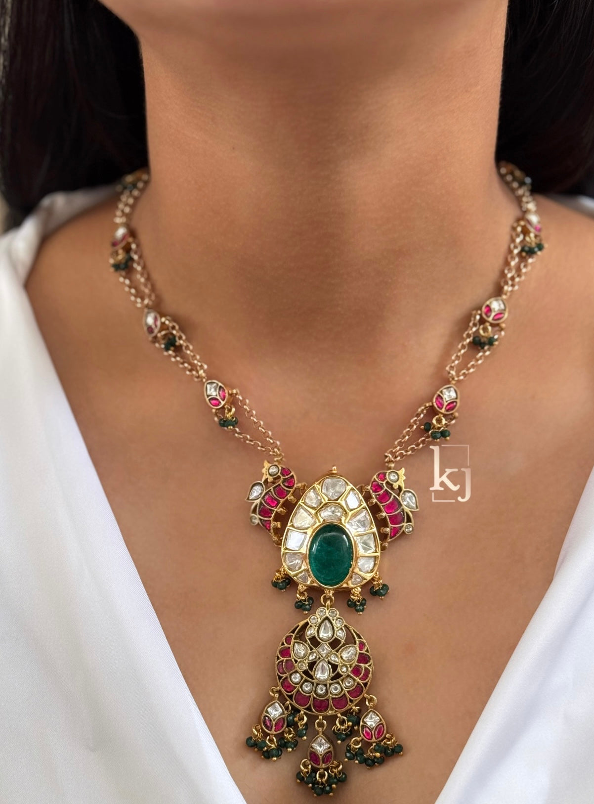 Zorah pendant set