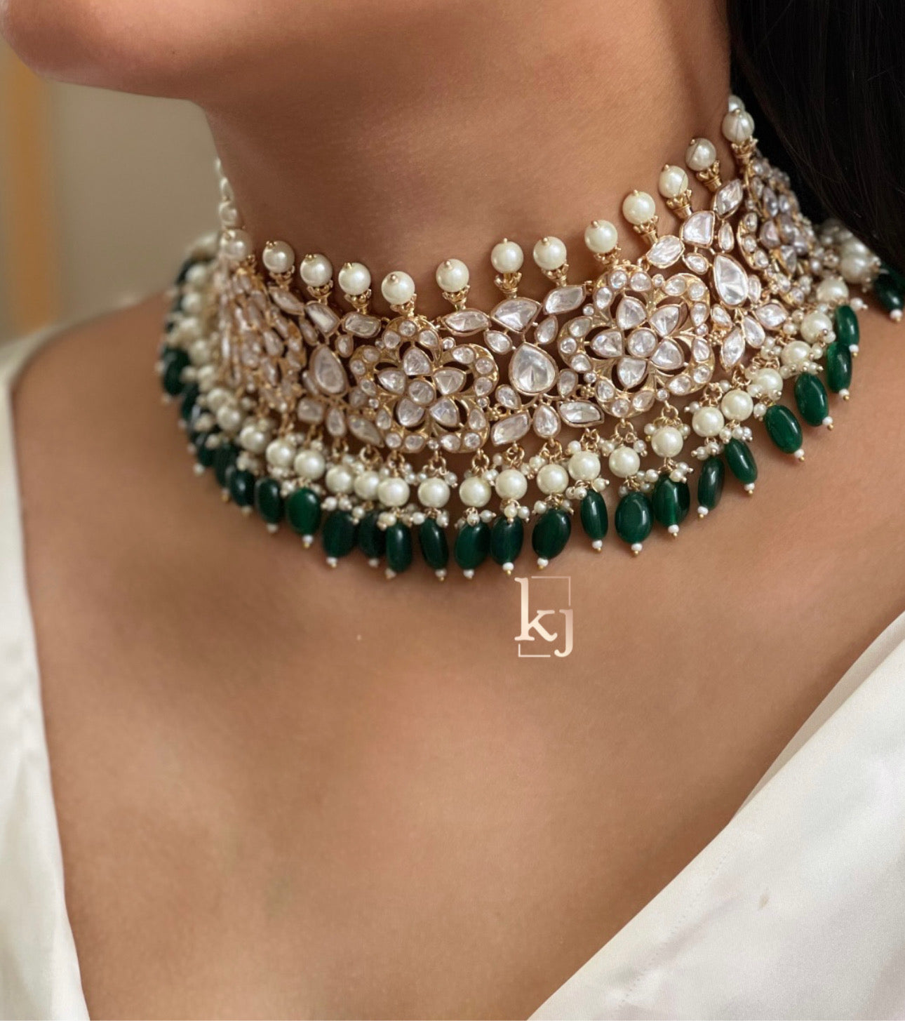 Viola choker set