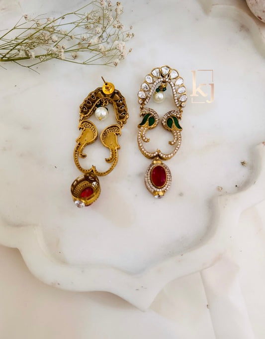 Meaa earrings set