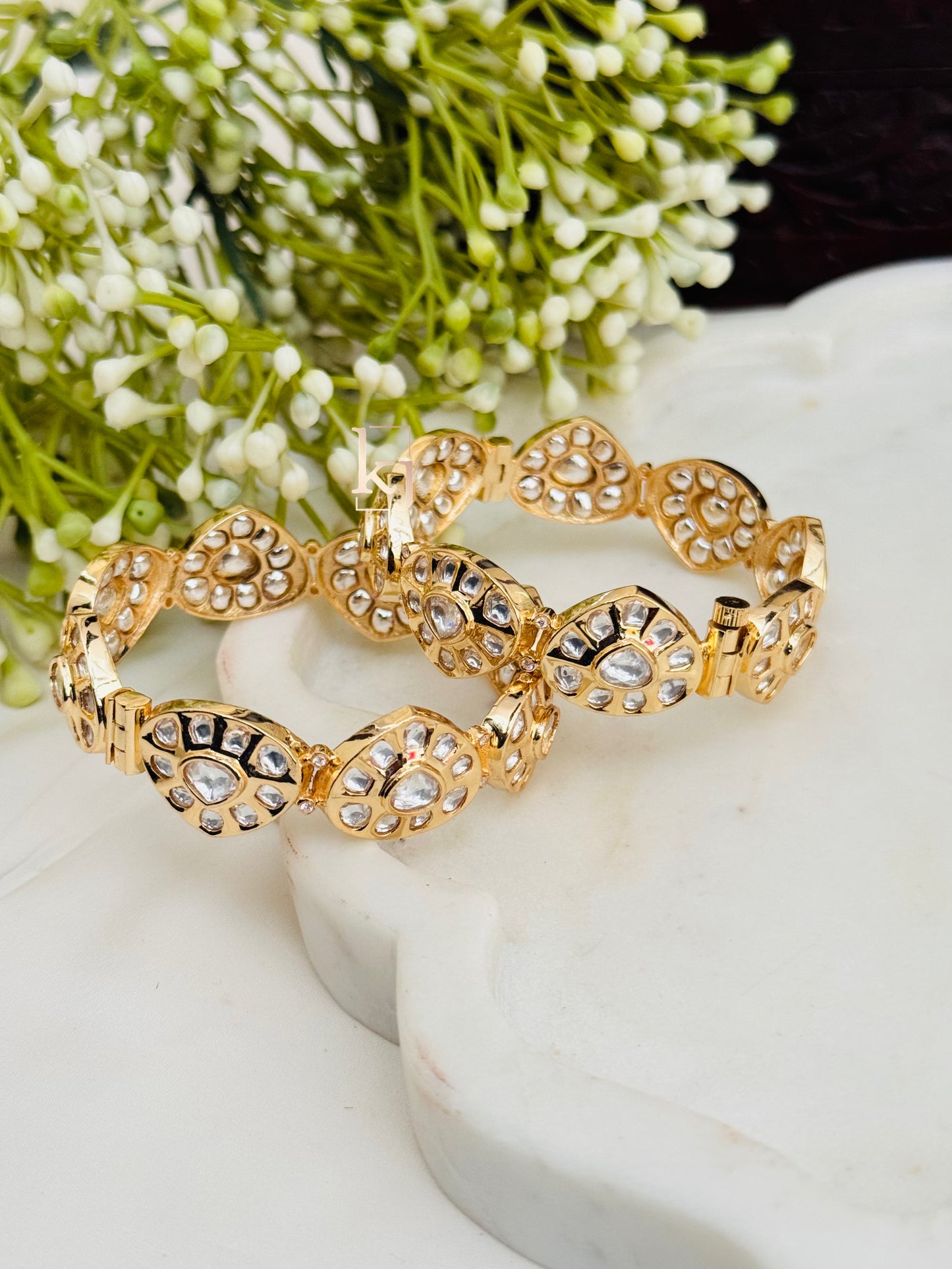 Hiona bangle set size 2.6