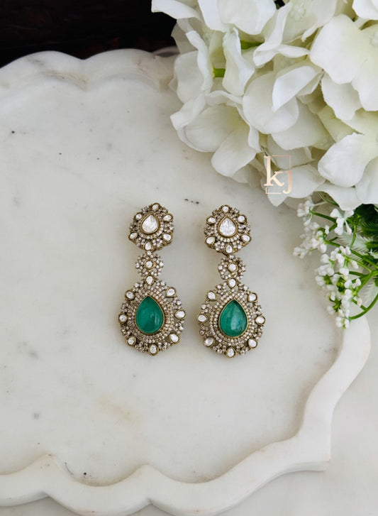 Zane Earrings set