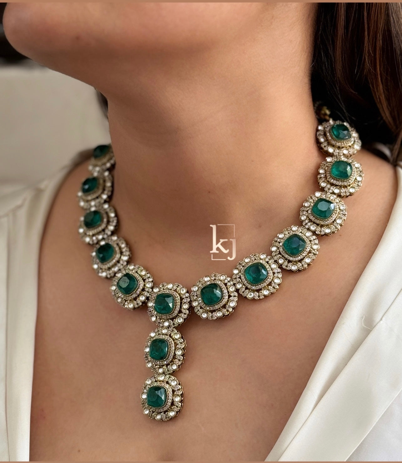 Aroma necklace set