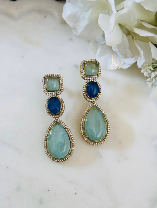 Mia Earrings set