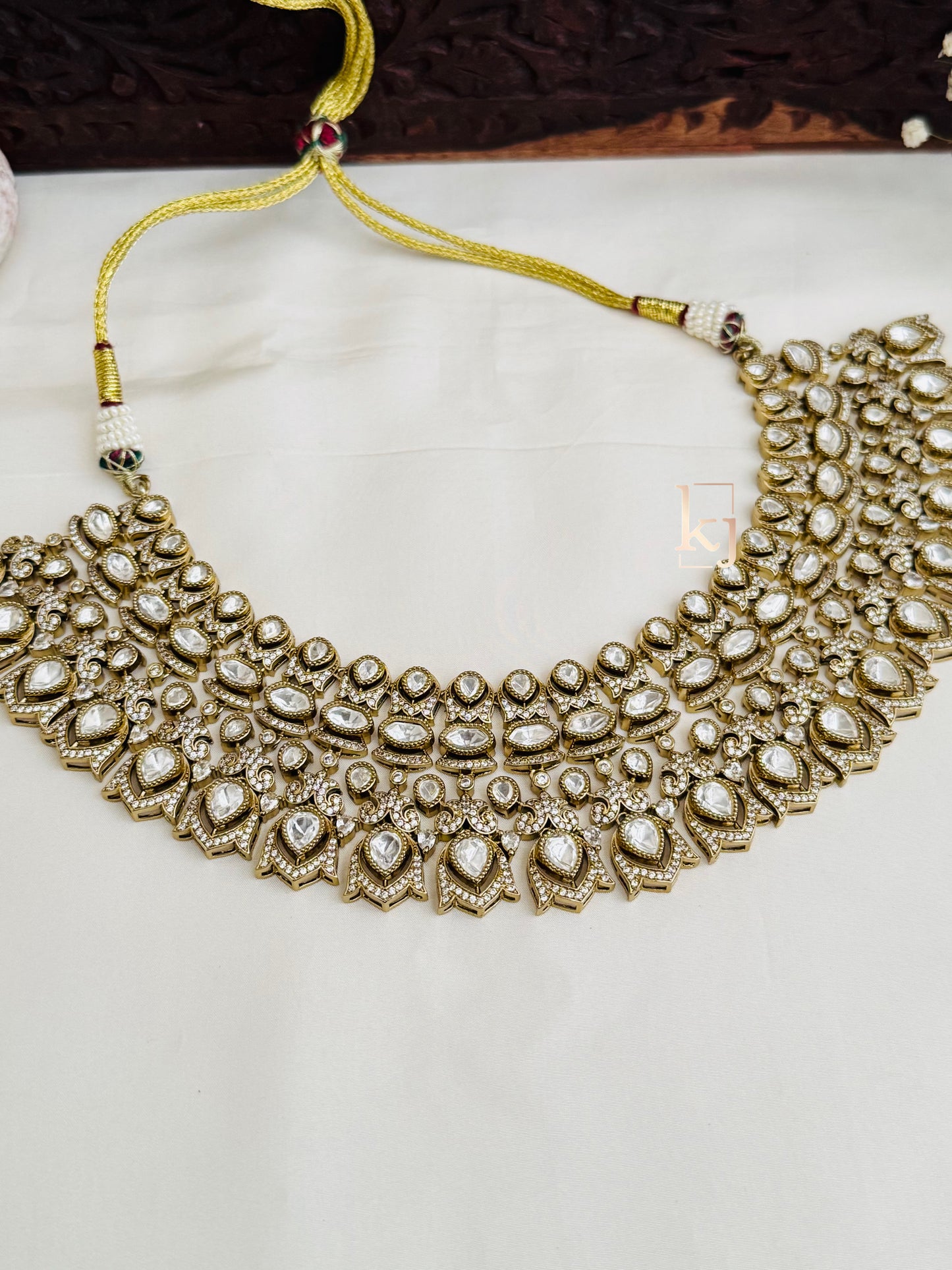 Kwan bridal set