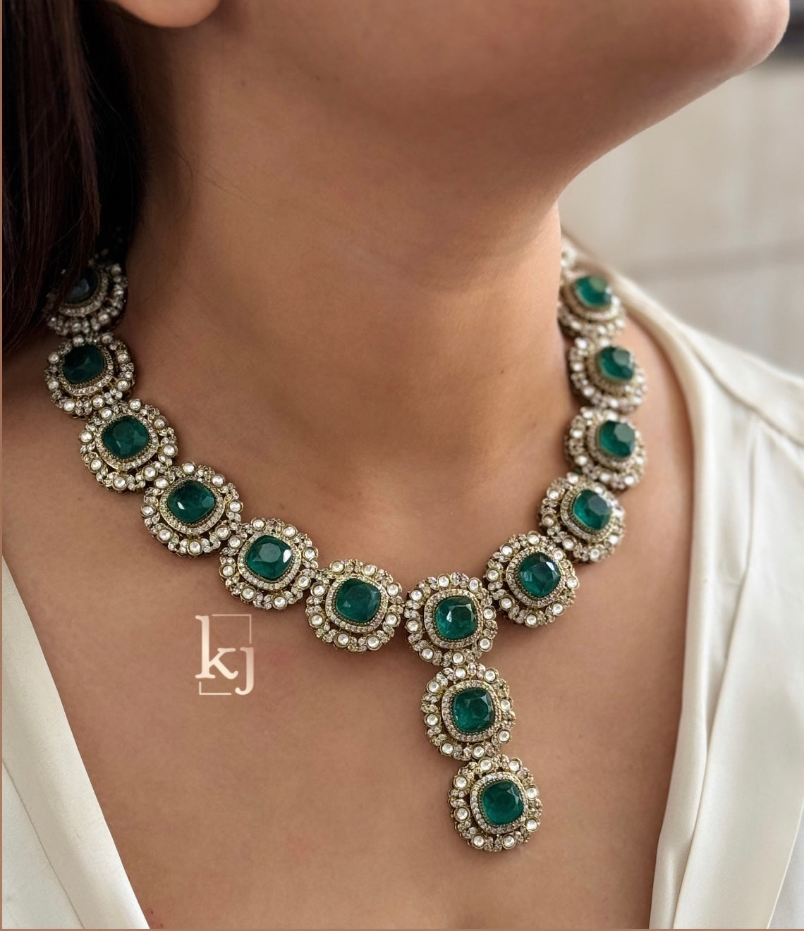Aroma necklace set