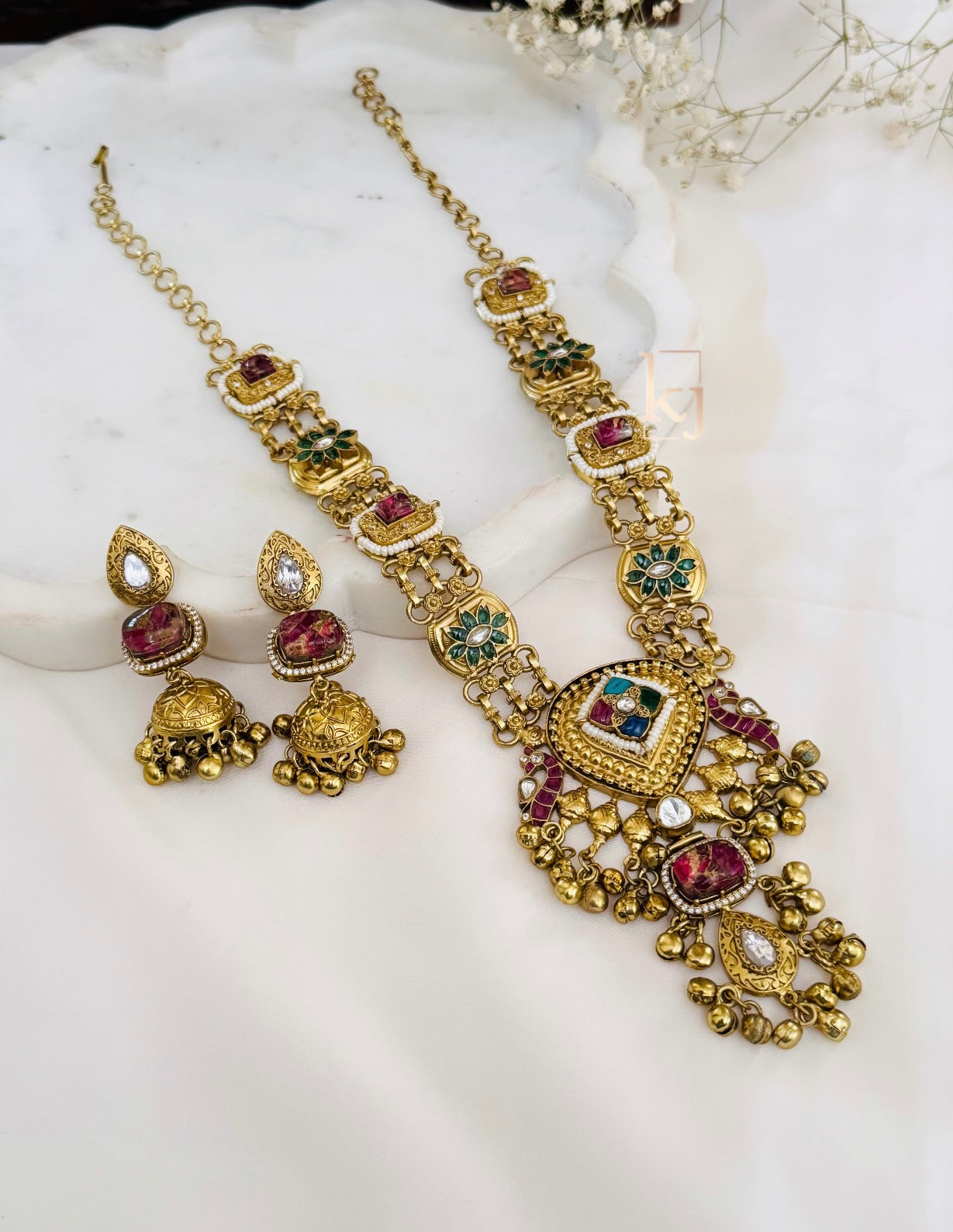 Beatrix necklace set