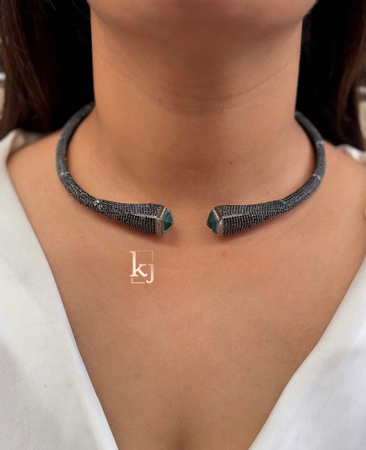 Ruzi necklace set