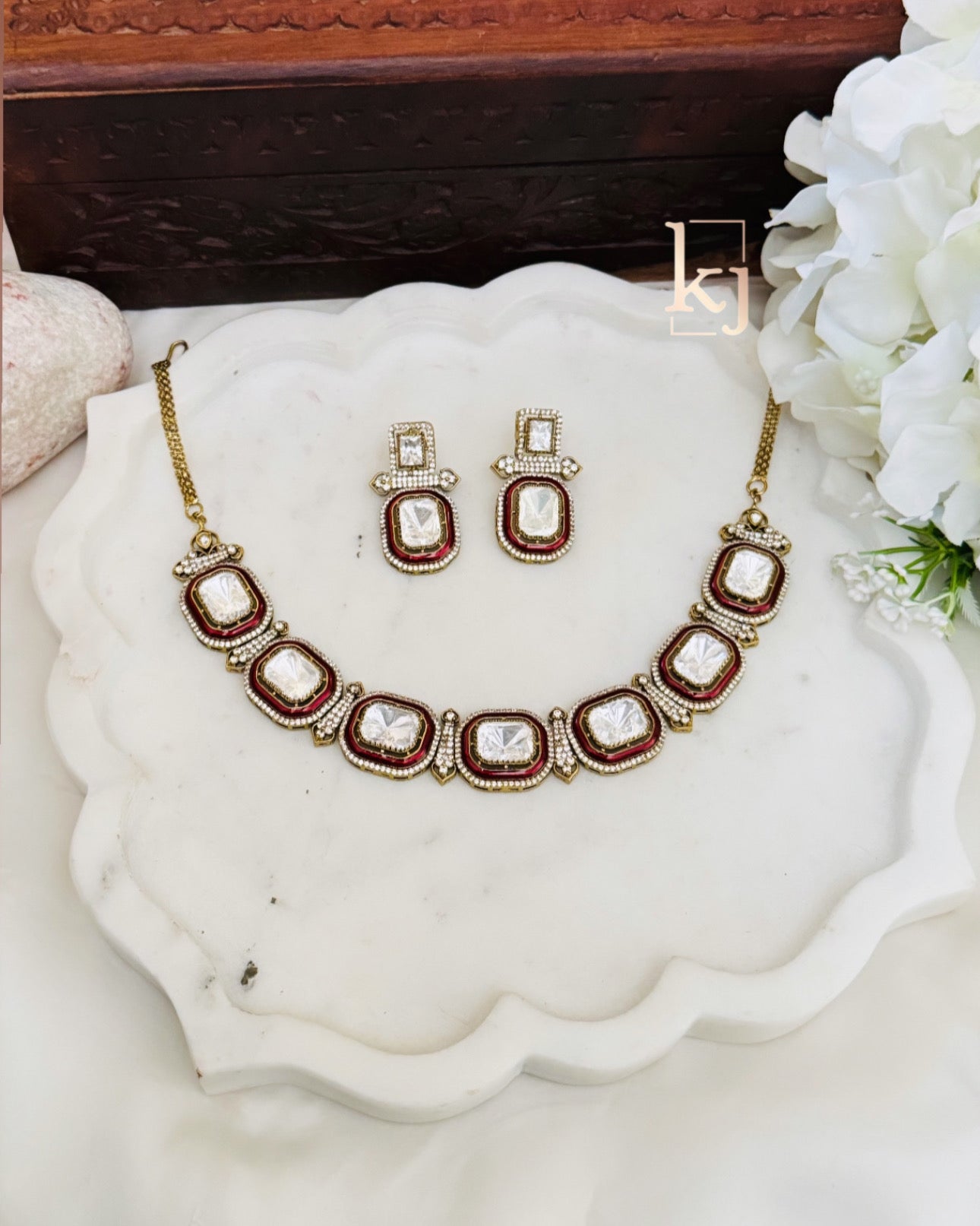 Amelina necklace set
