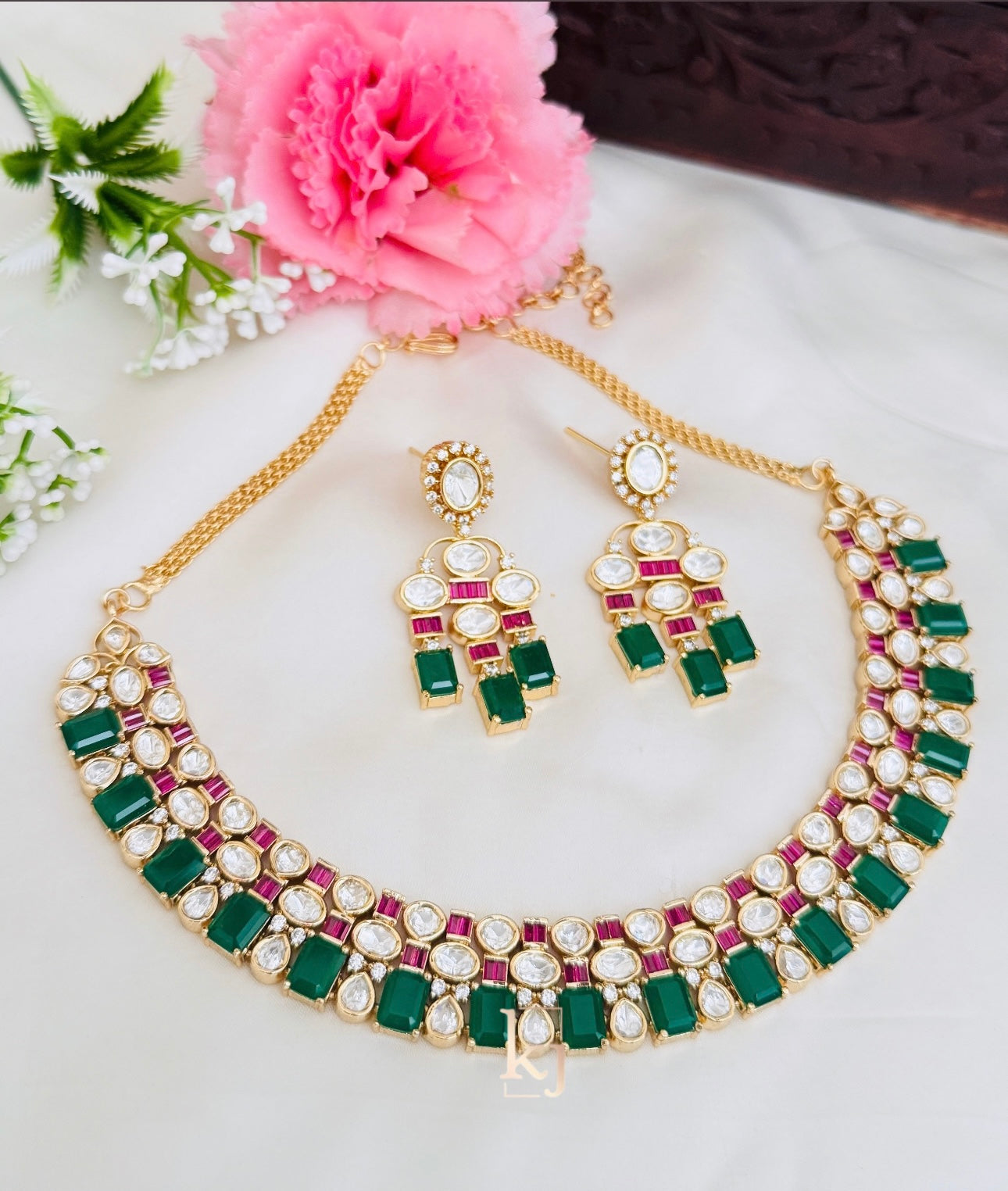 Treza Necklace set