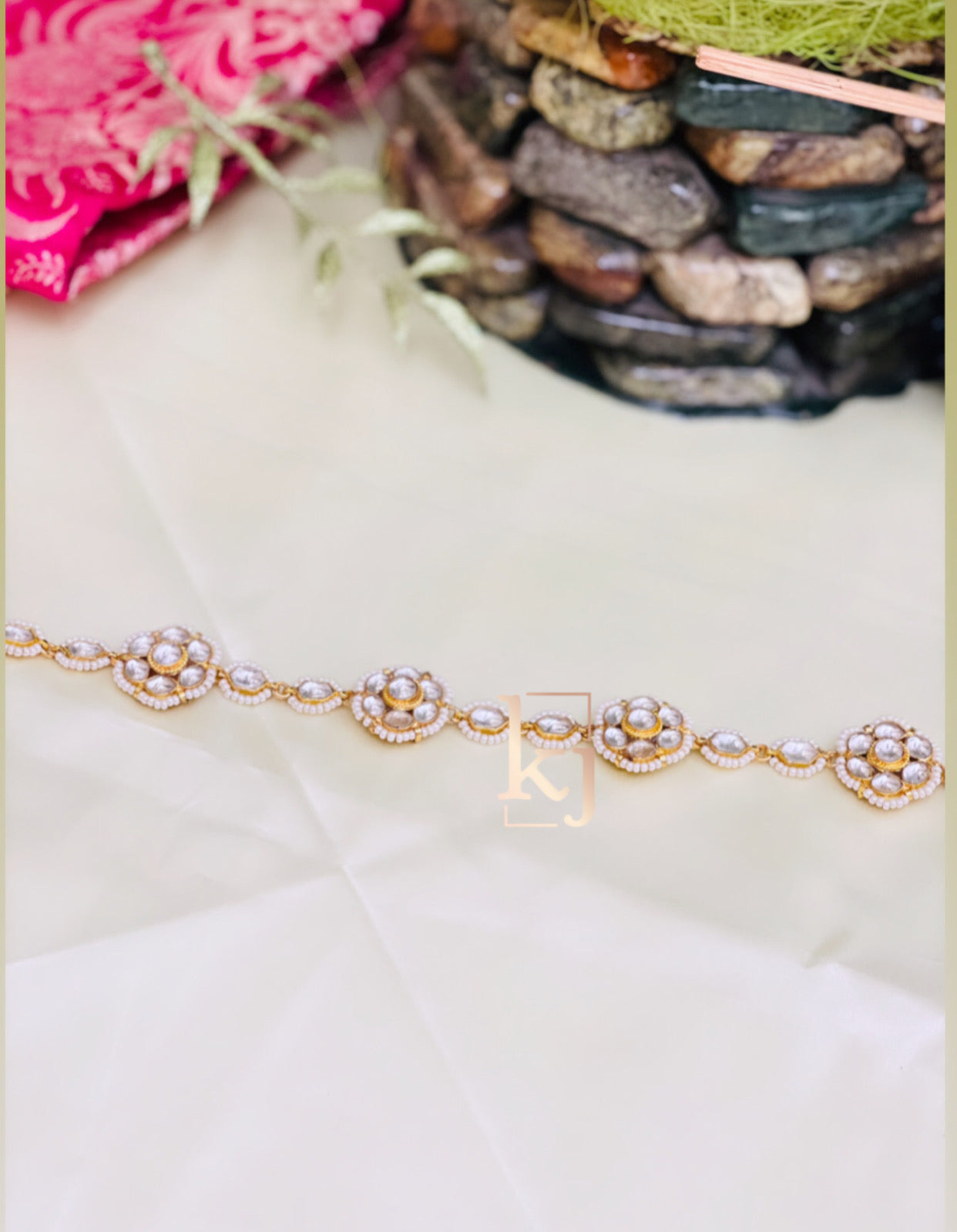 Statement Gold Plated Mathapatti