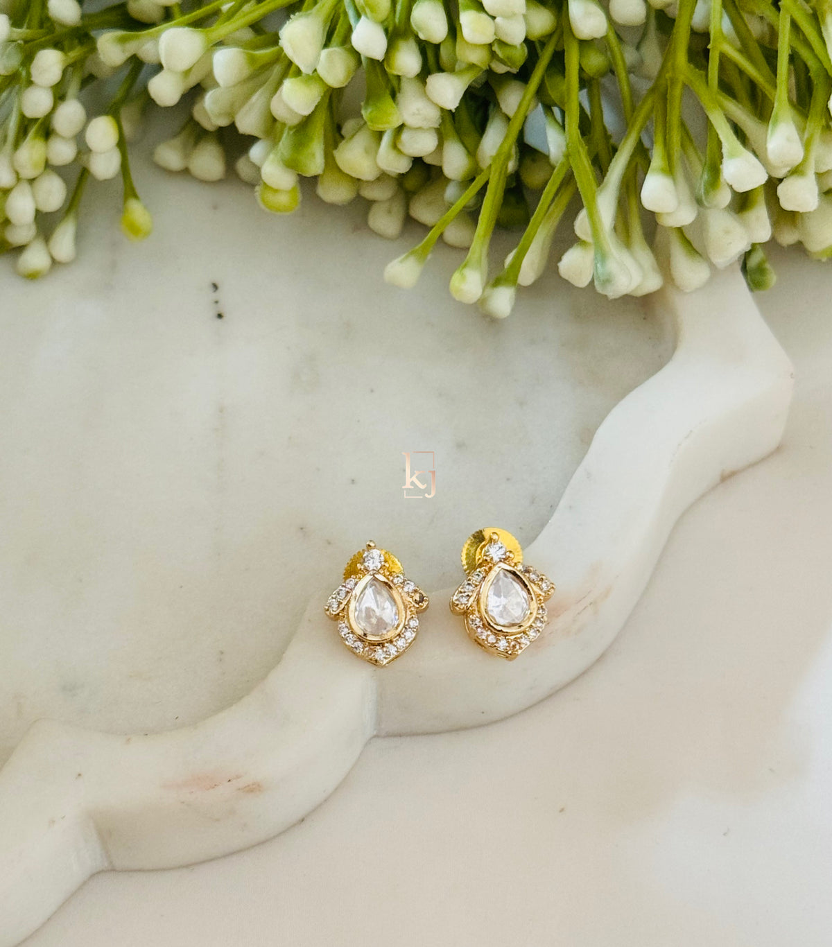 Noaah pendant set