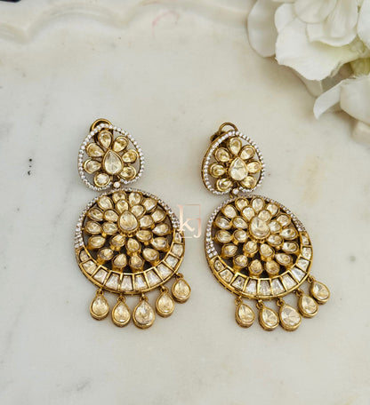 Nira earrings set