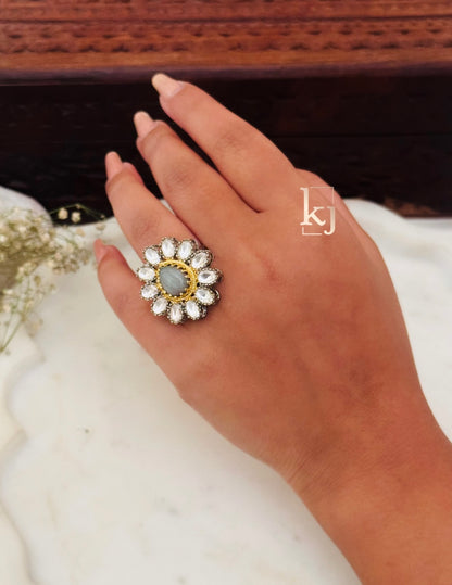 Diva ring