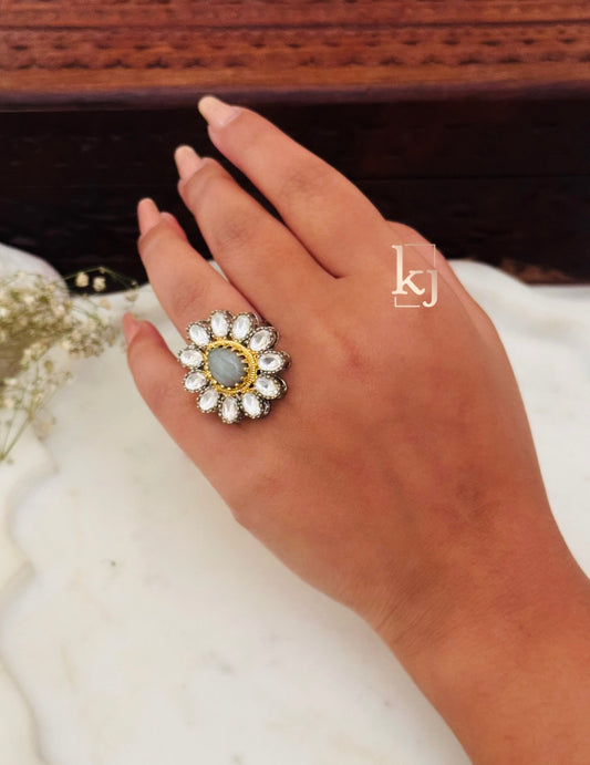 Diva ring
