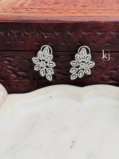 Yanik earrings set