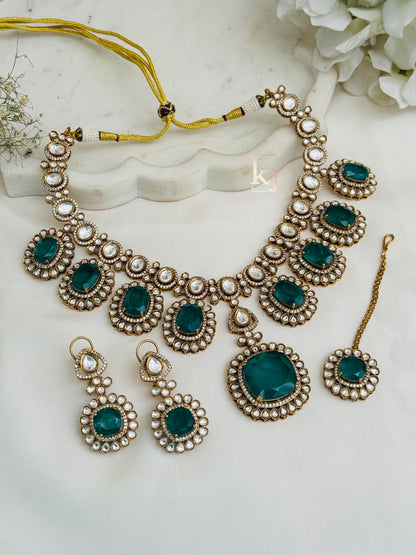 Eryn necklace set