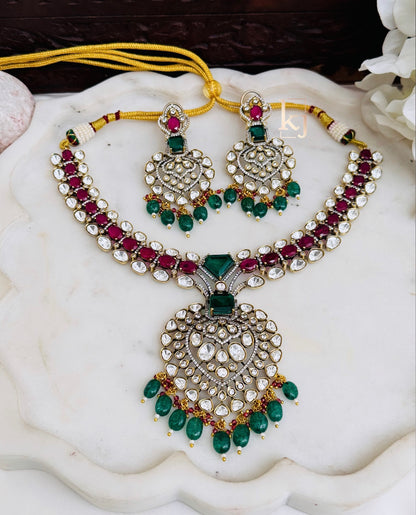 Zariah necklace set