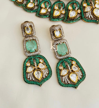 Hima choker set
