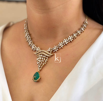 Vinisa necklace set