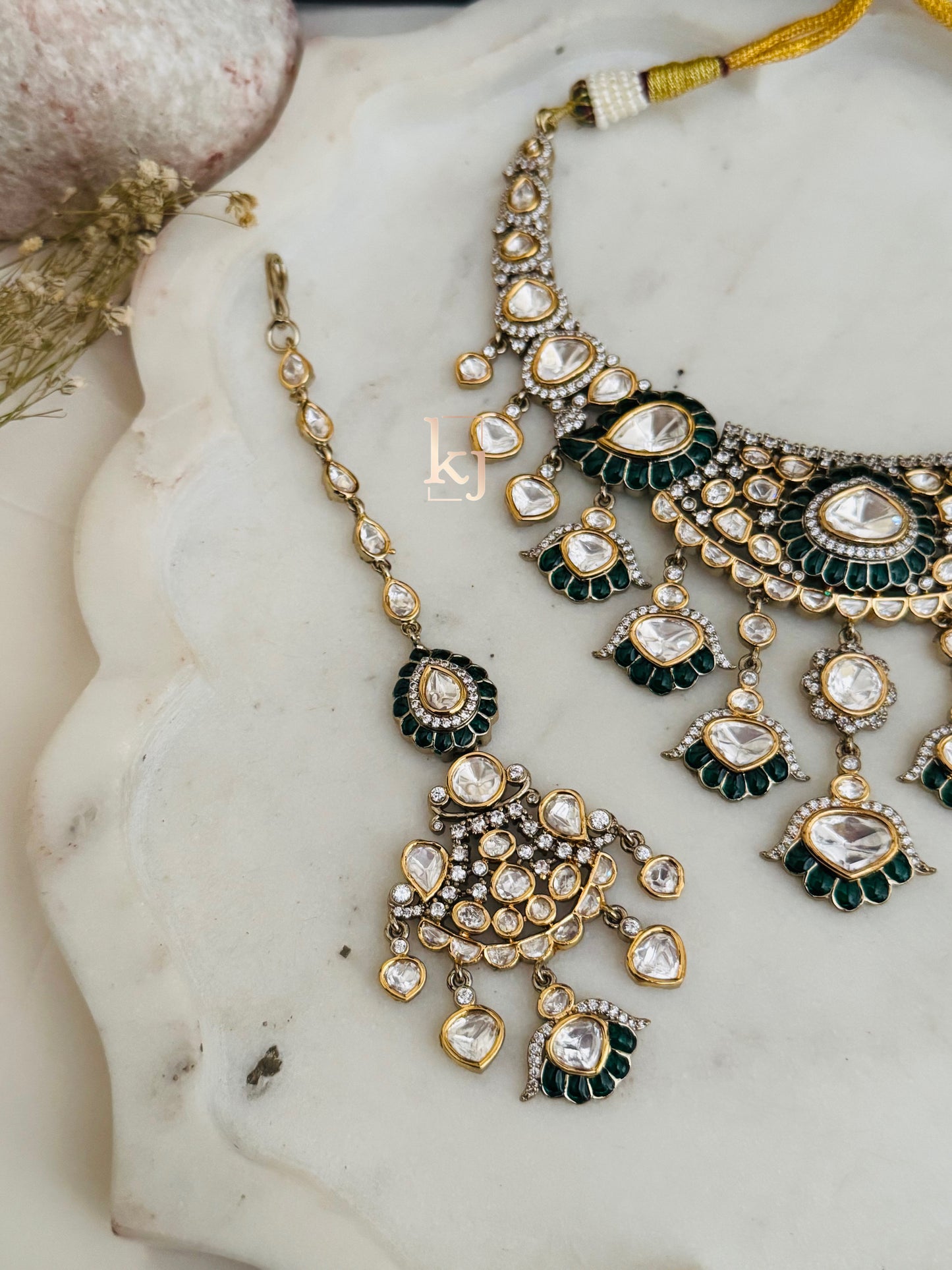 Kina necklace set