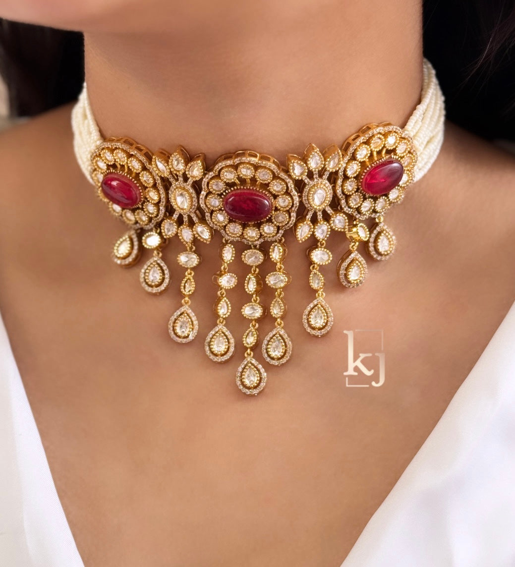Aston choker set