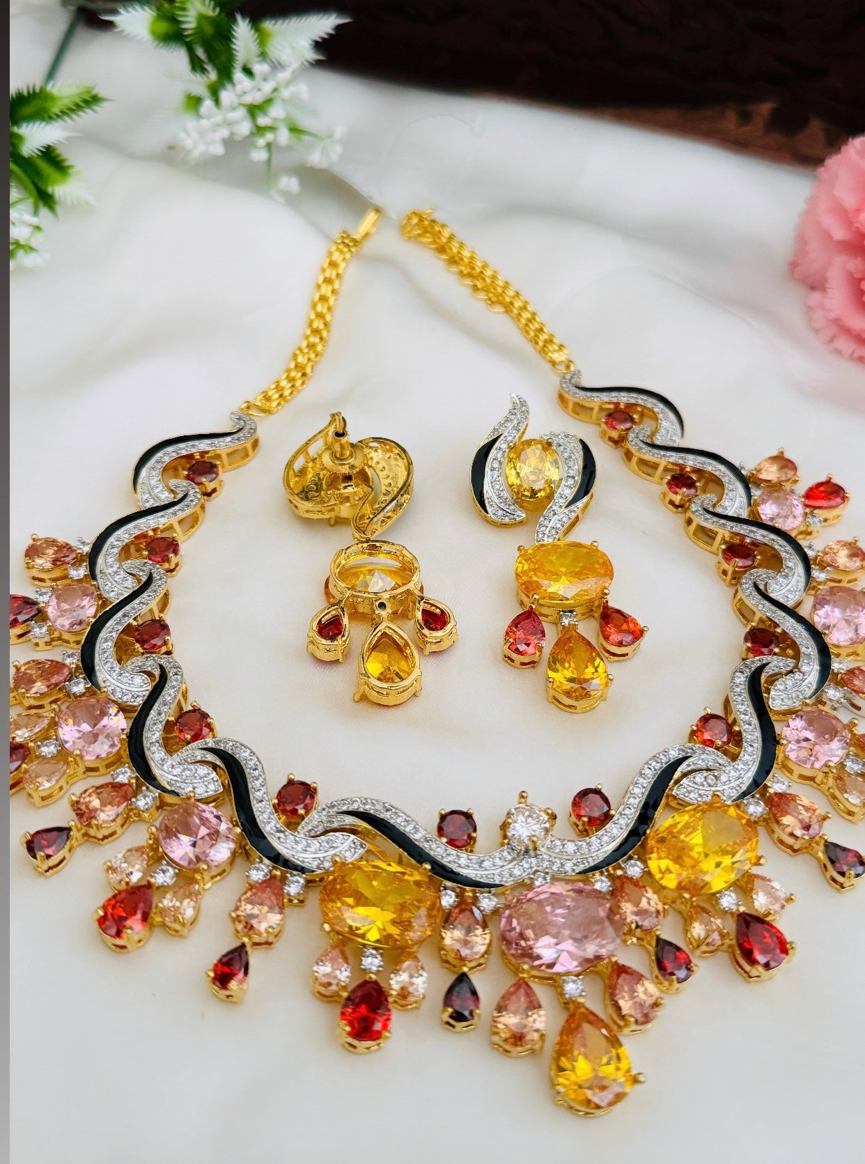 Pansy necklace set