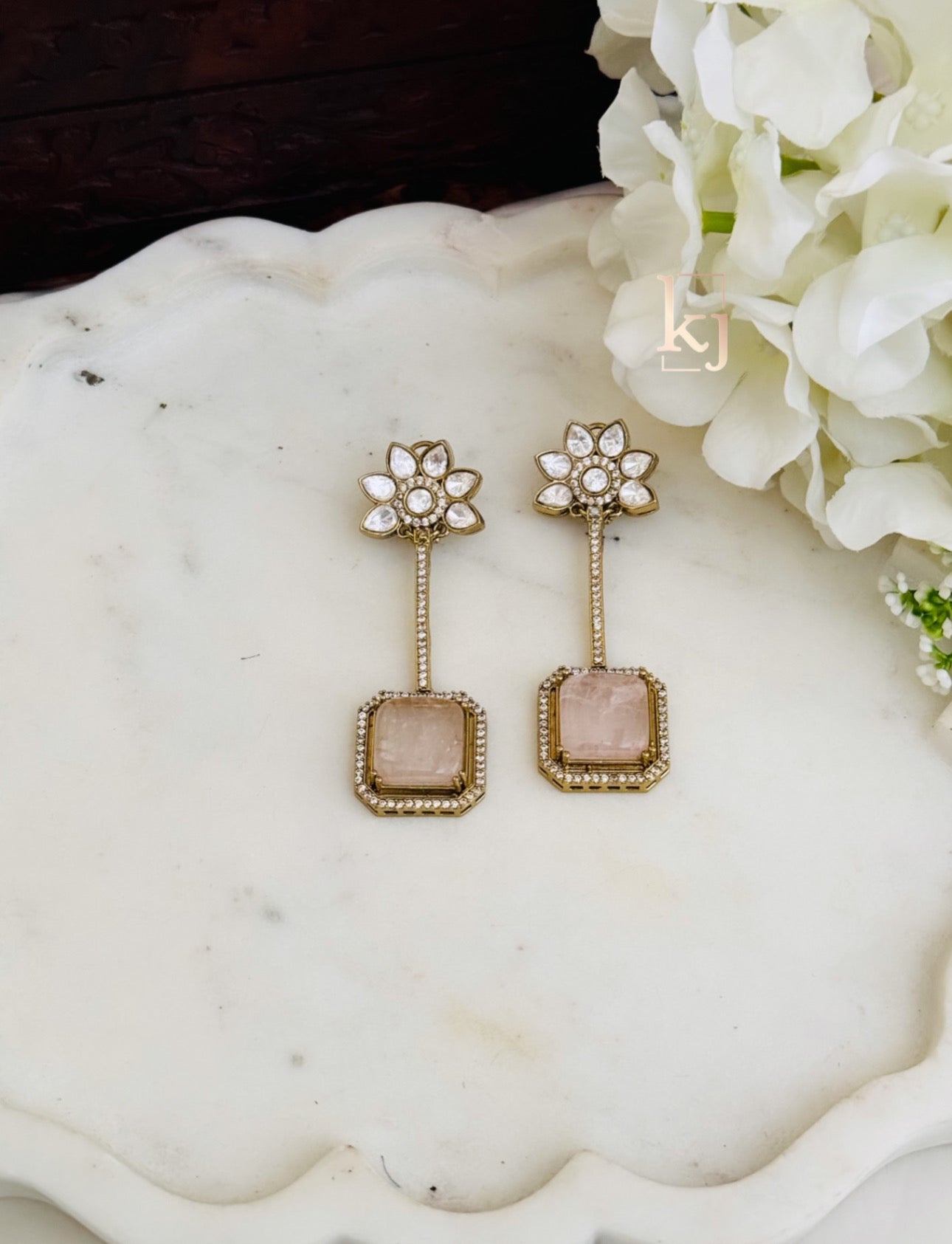 Zyren Earrings set