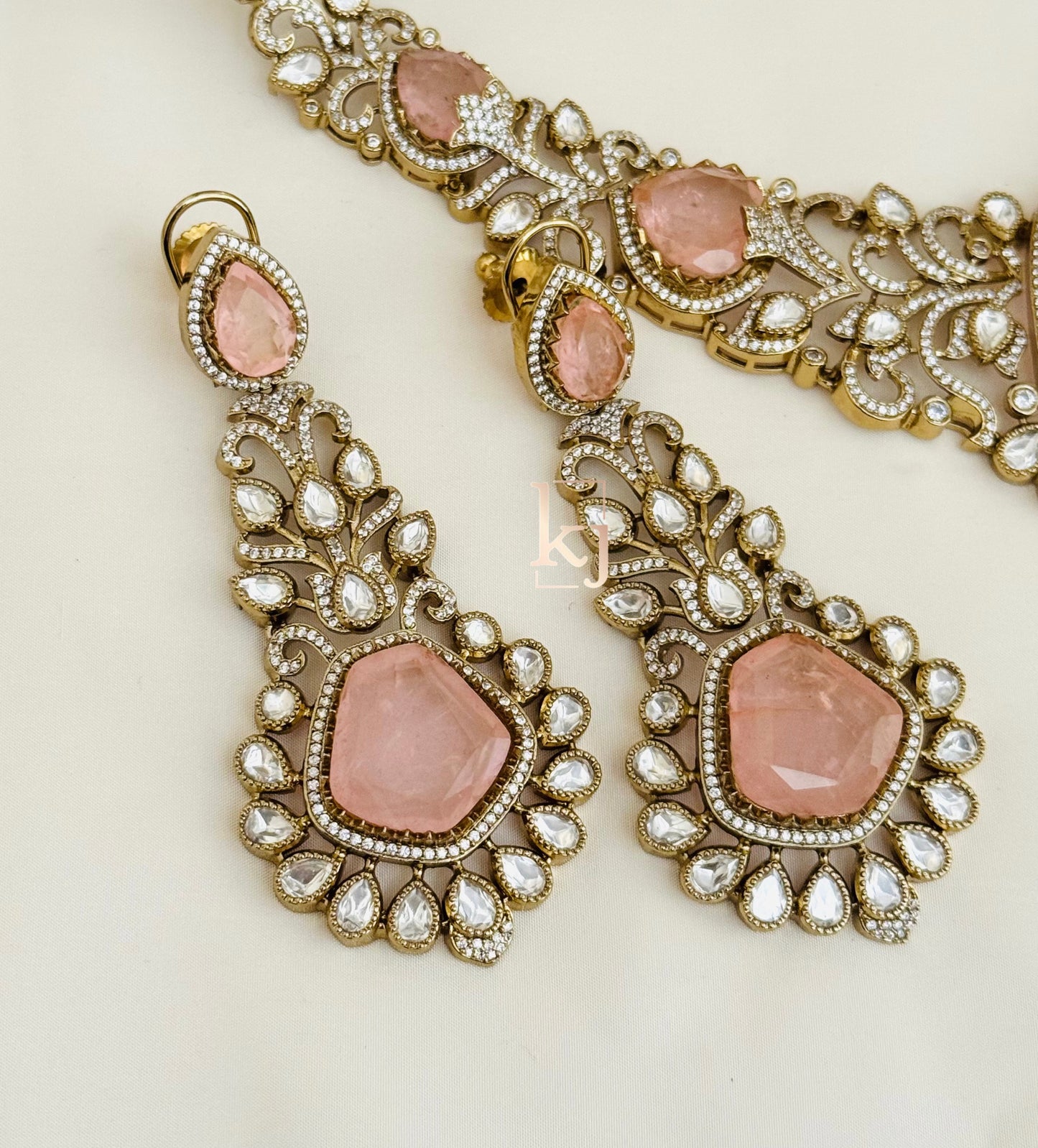 Kelin necklace set