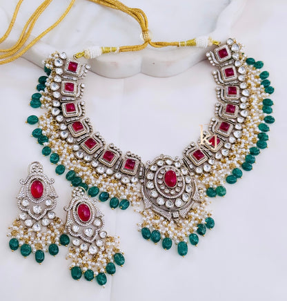 Drisana necklace set