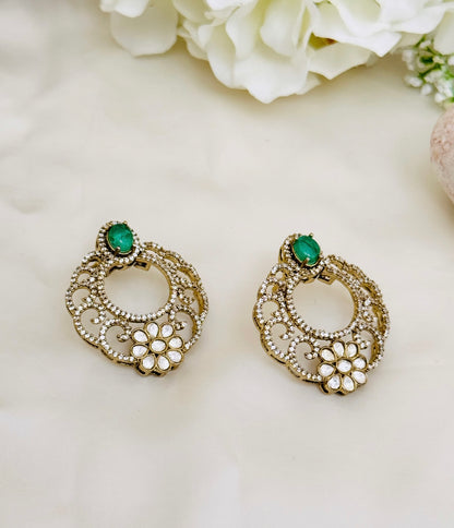 Laghuvi Earrings set