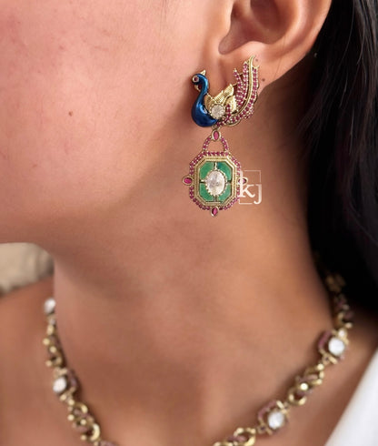 Pea pendant set