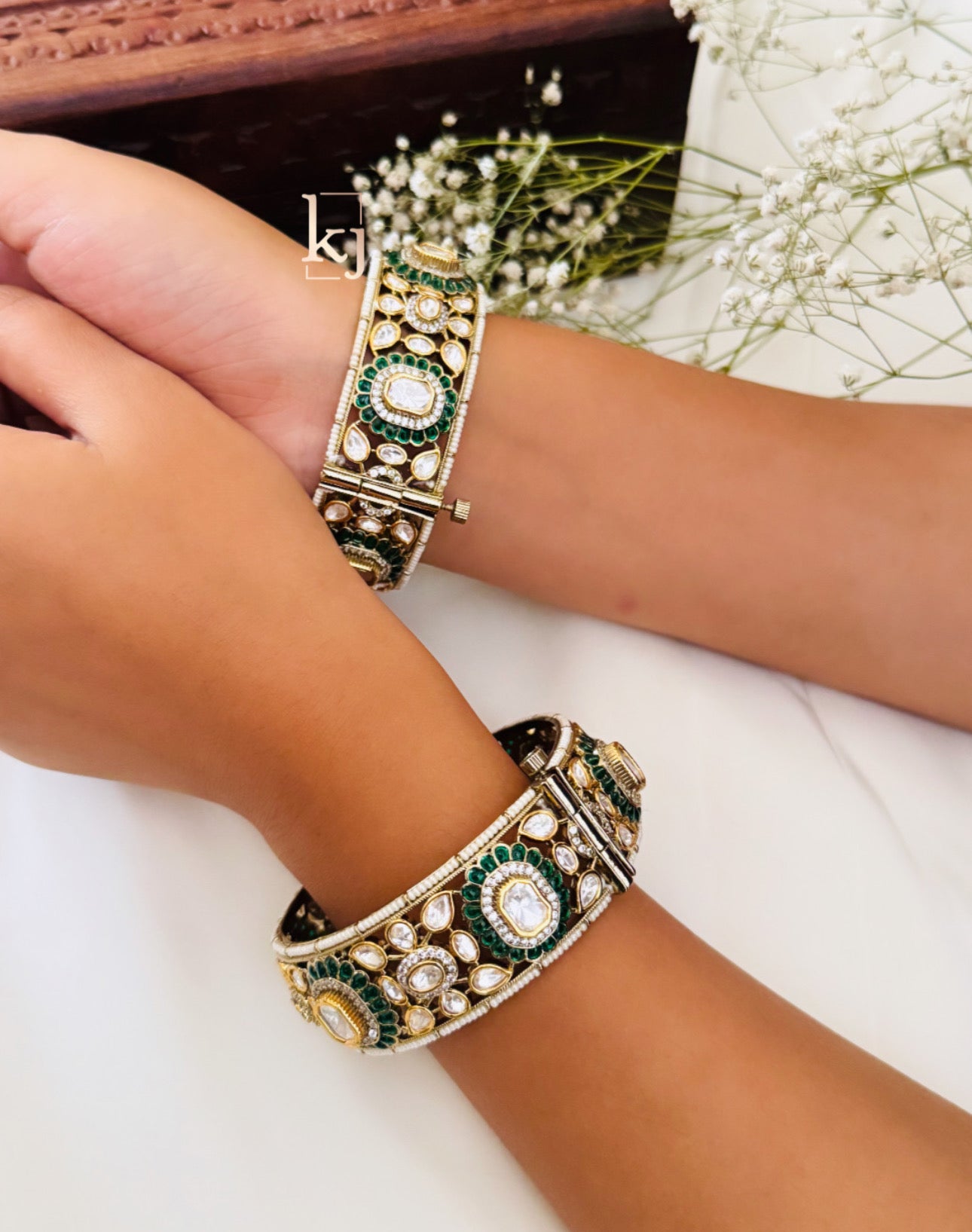 Trixi Bangle set pair
