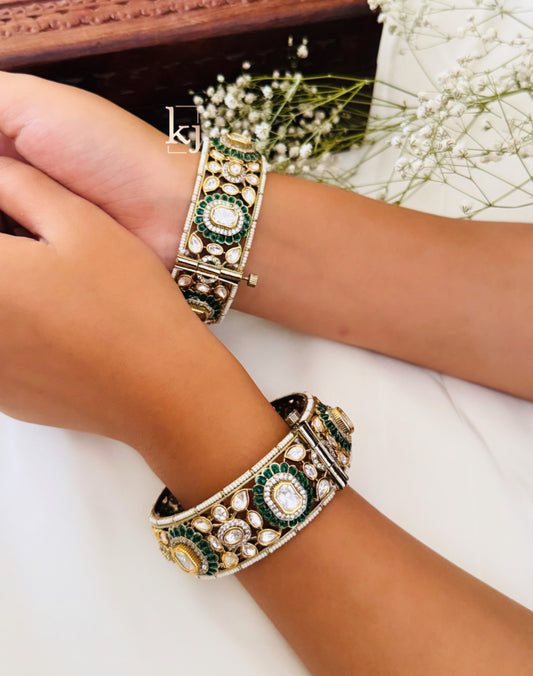 Trixi Bangle set pair